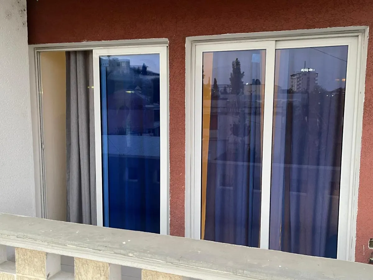 Dardana&Gerjon Apartament Kamez Διαμέρισμα