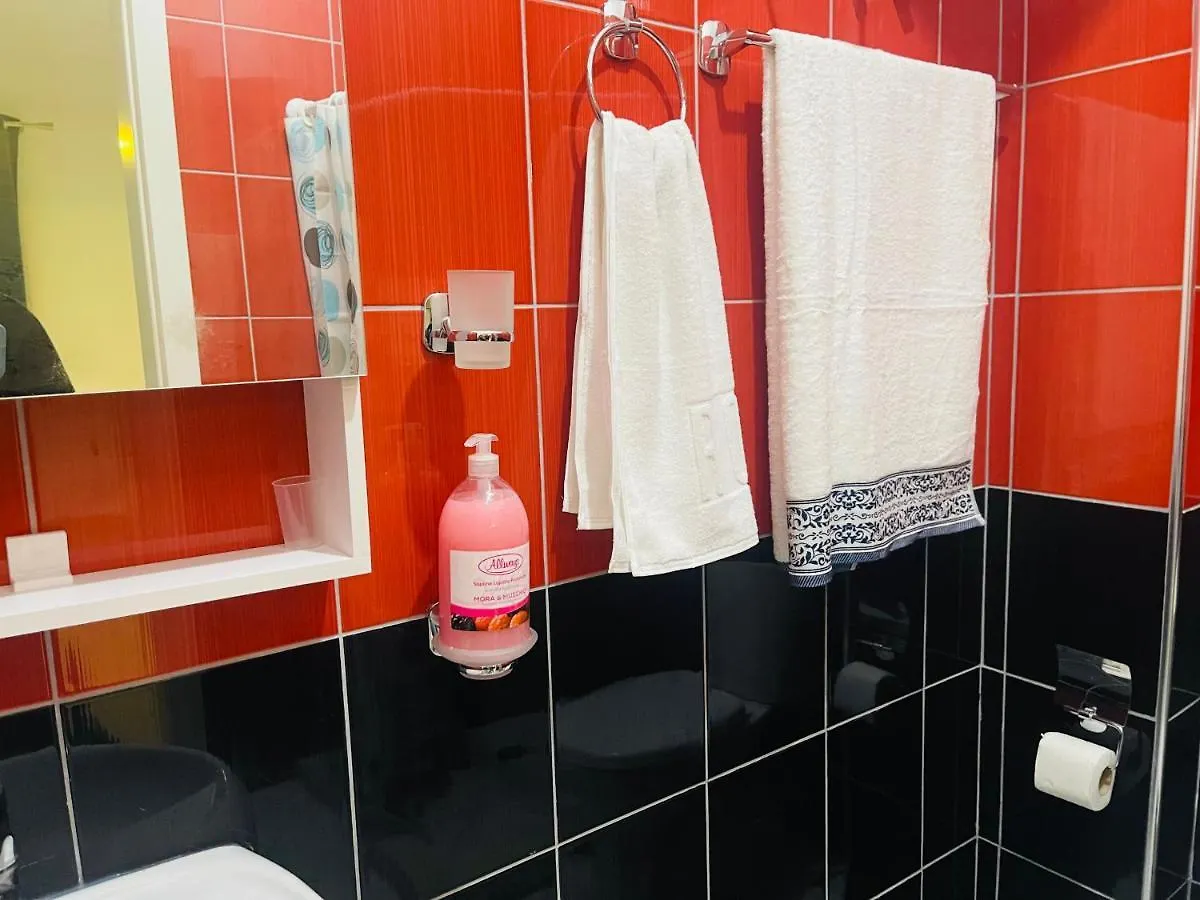 Dardana&Gerjon Apartament Kamez Αλβανία